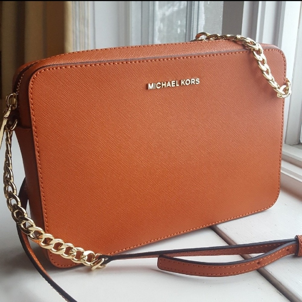 Jet Set Saffiano Leather Crossbody